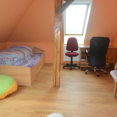 Rodinne Ubytovani - Family Accommodation Kobylice Екстер'єр фото