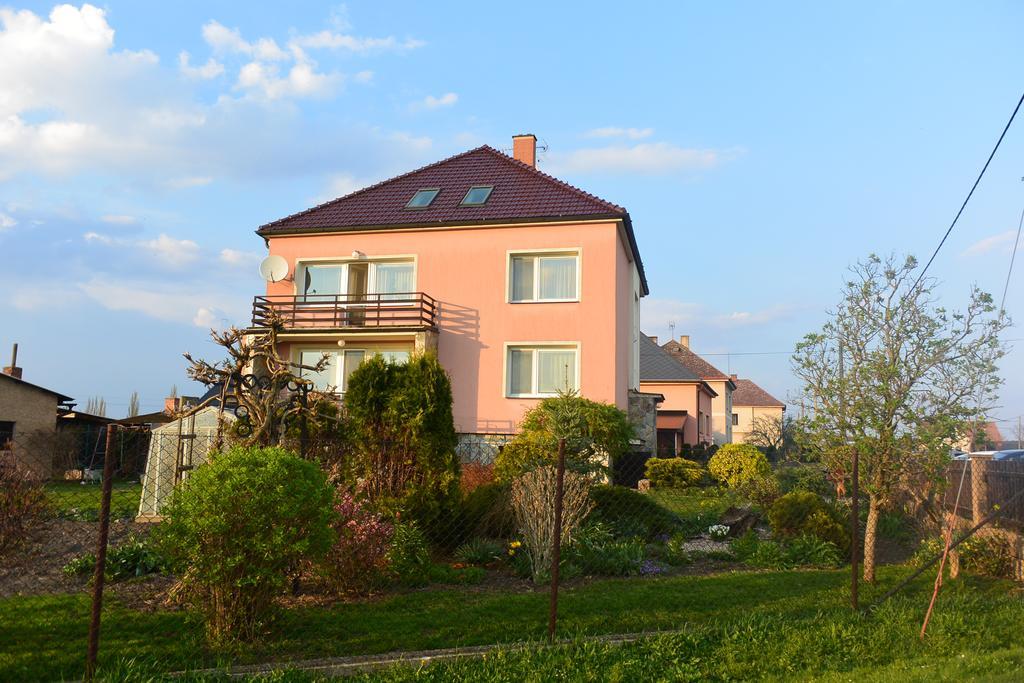 Rodinne Ubytovani - Family Accommodation Kobylice Екстер'єр фото