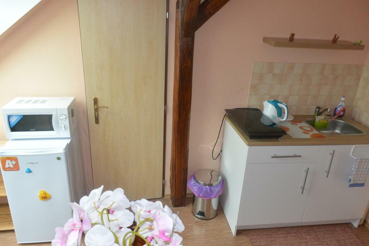 Rodinne Ubytovani - Family Accommodation Kobylice Екстер'єр фото