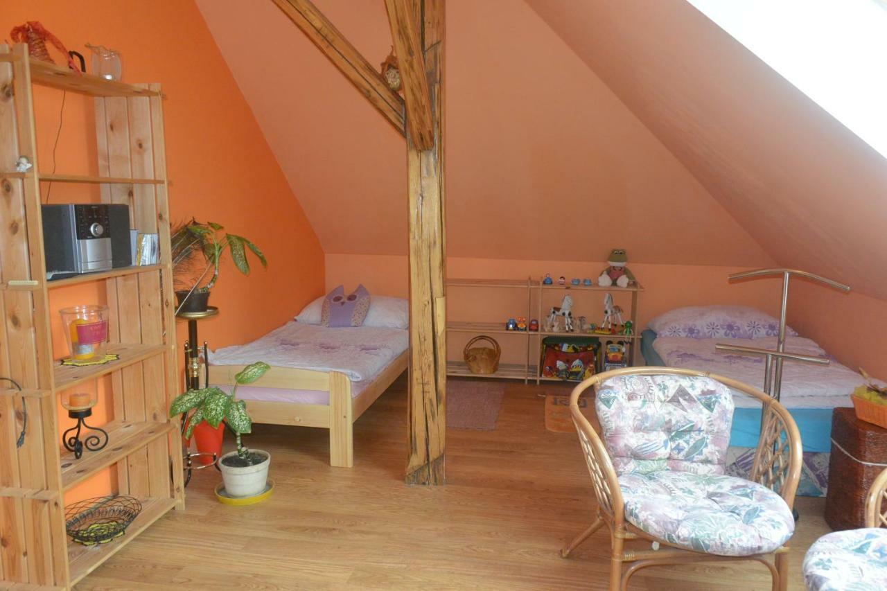 Rodinne Ubytovani - Family Accommodation Kobylice Екстер'єр фото